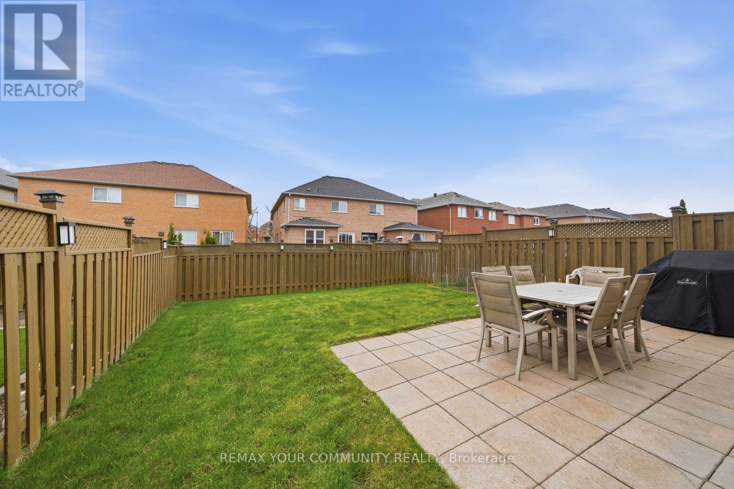 18 La Neve Avenue, Vaughan, Ontario  L4H 1N9 - Photo 41 - N13102714