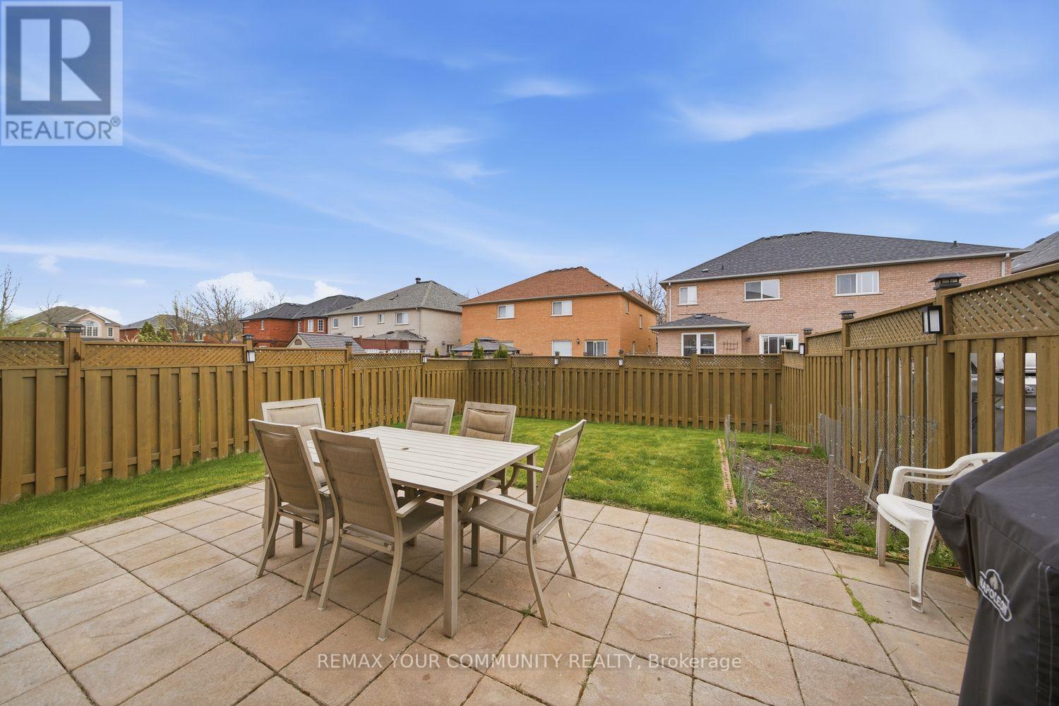 18 La Neve Avenue, Vaughan, Ontario  L4H 1N9 - Photo 42 - N13102714