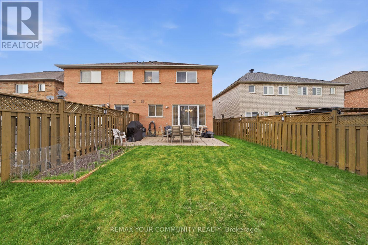 18 La Neve Avenue, Vaughan, Ontario  L4H 1N9 - Photo 43 - N13102714