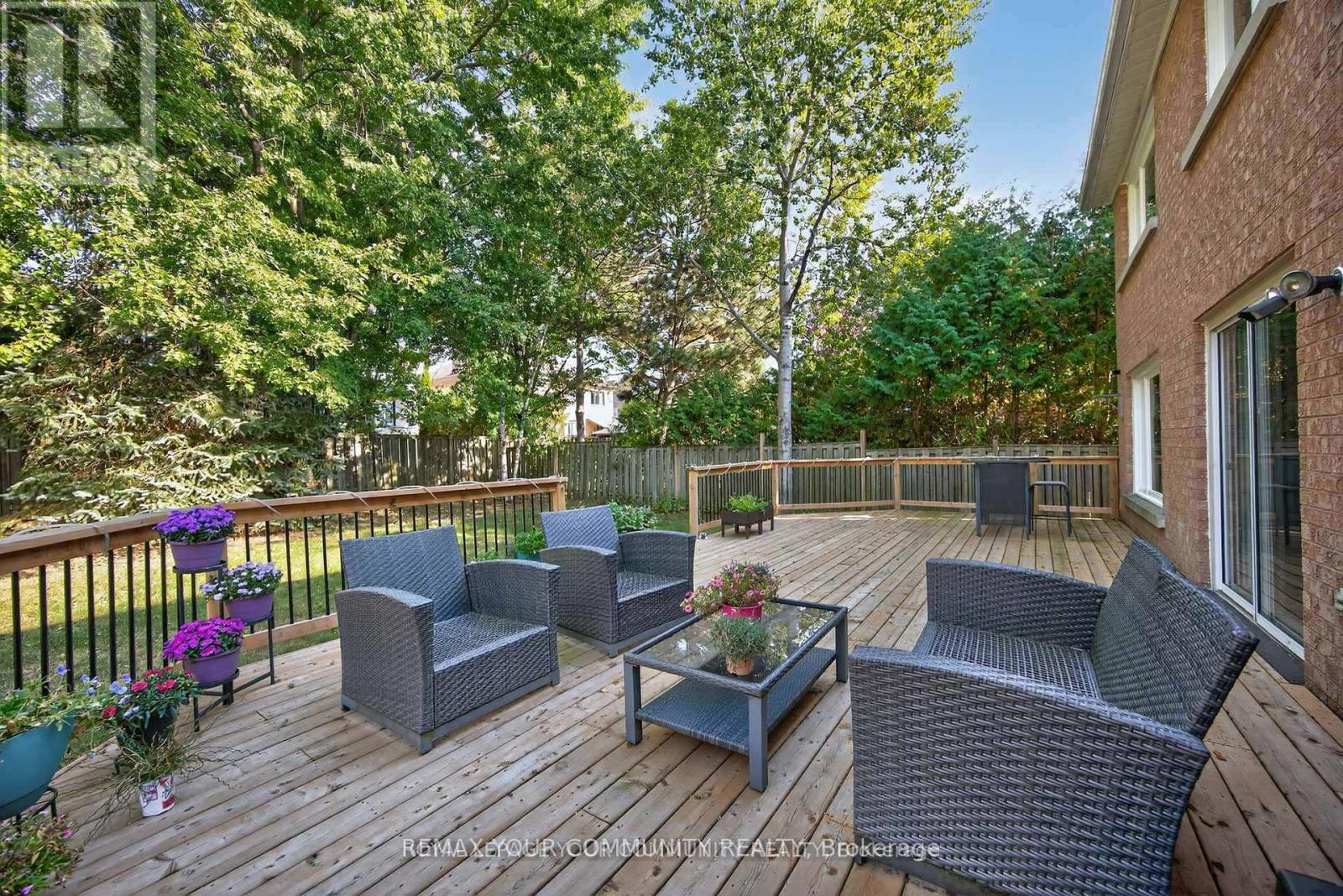 684 Exceller Circle, Newmarket, Ontario  L3X 1P4 - Photo 38 - N13102722