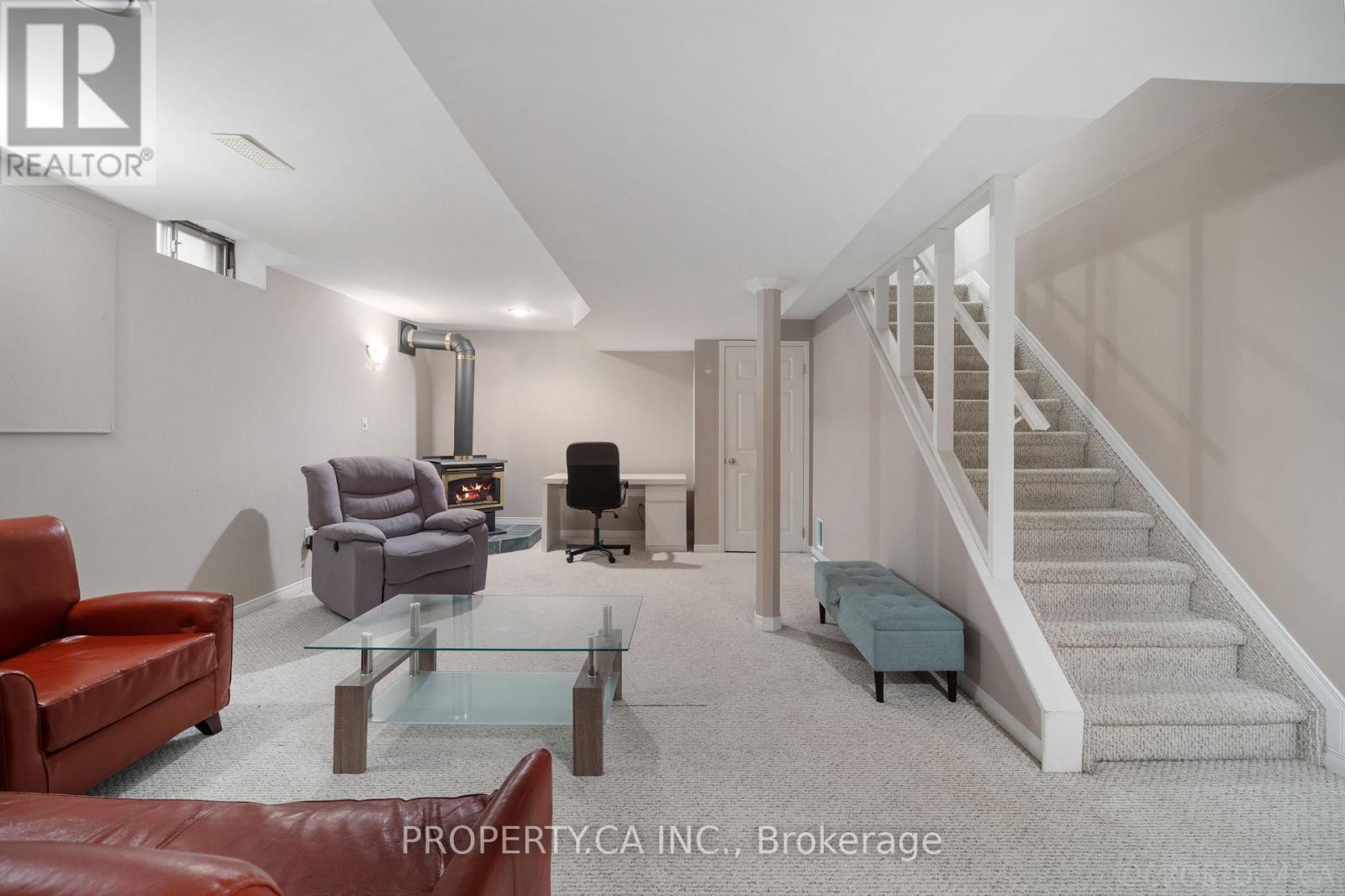 584 Willowick Drive, Newmarket, Ontario  L3X 2A9 - Photo 32 - N13102724