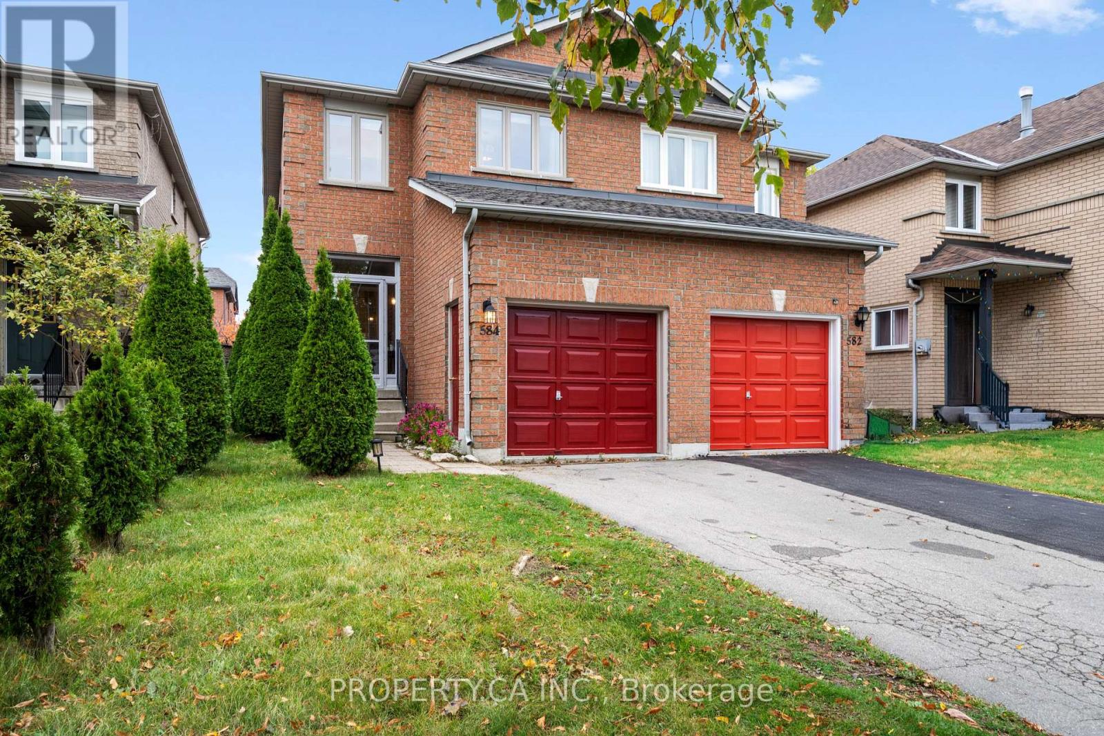 584 Willowick Drive, Newmarket, Ontario  L3X 2A9 - Photo 4 - N13102724