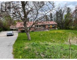 595 BIG BAY POINT ROAD E, Barrie, Ontario