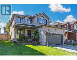 35 BENJAMIN LANE, Barrie, Ontario