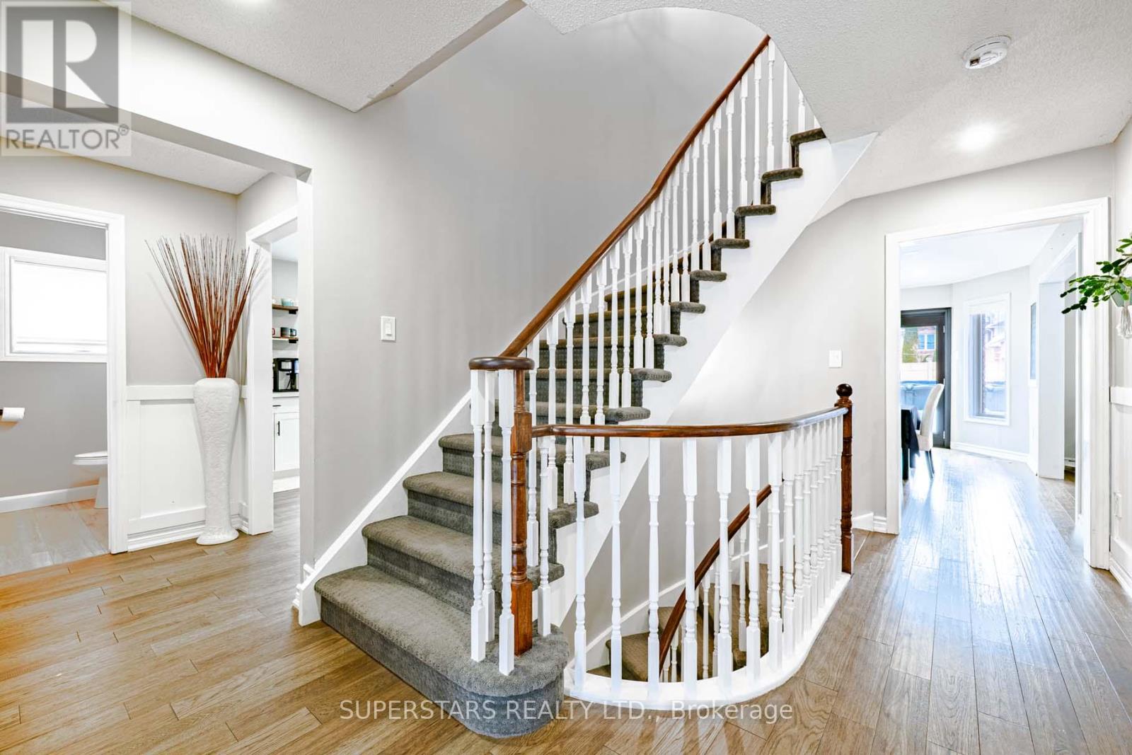 61 Barwick Drive, Barrie, Ontario  L4N 6Z5 - Photo 18 - S13102700