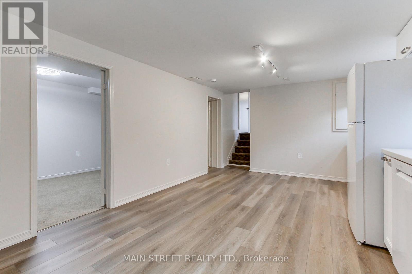 189 Browning Trail, Barrie (Letitia Heights), Ontario  L4N 5H5 - Photo 17 - S13102784