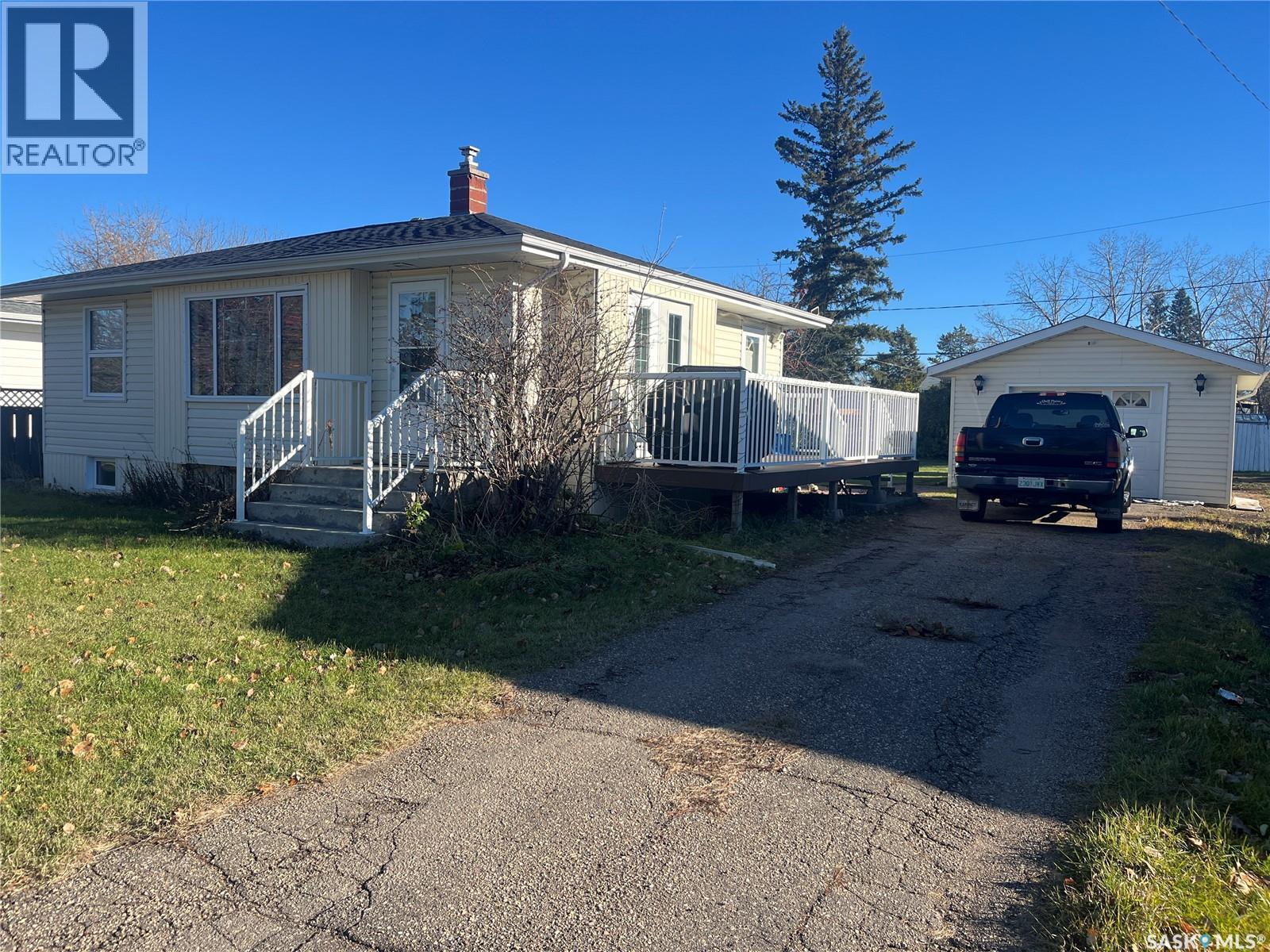 530 5th Street NE, Wadena, Saskatchewan  S0A 4J0 - Photo 3 - SK023710
