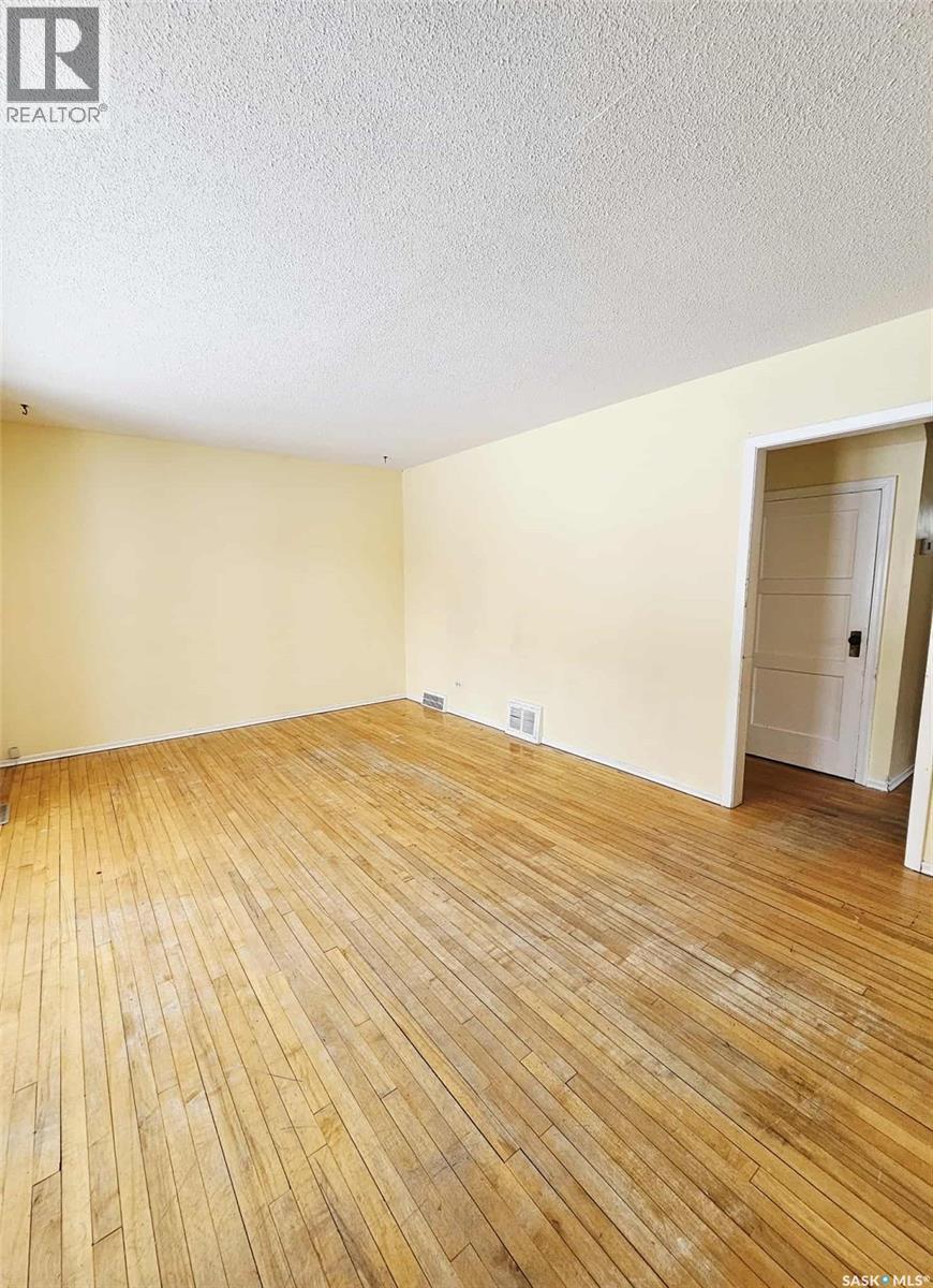 155 Peaker Avenue, Yorkton, Saskatchewan  S3N 1S6 - Photo 3 - SK032746