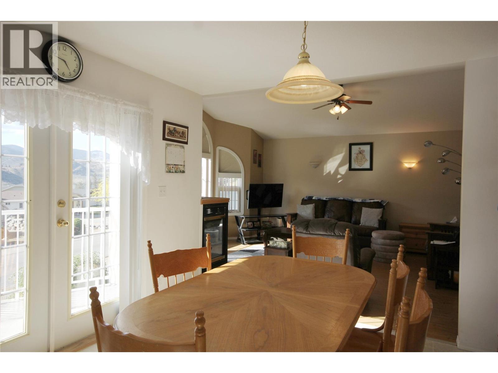 1035 Peachcliff Drive, Okanagan Falls, British Columbia  V0H 1R1 - Photo 6 - 10386676