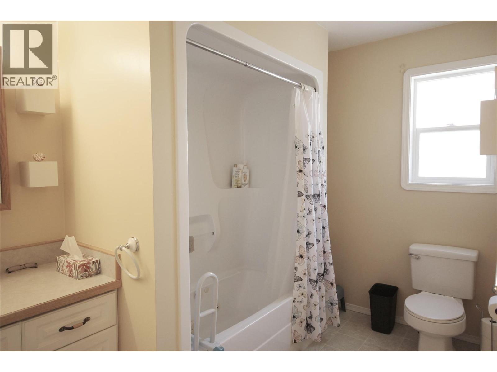 1035 Peachcliff Drive, Okanagan Falls, British Columbia  V0H 1R1 - Photo 15 - 10386676
