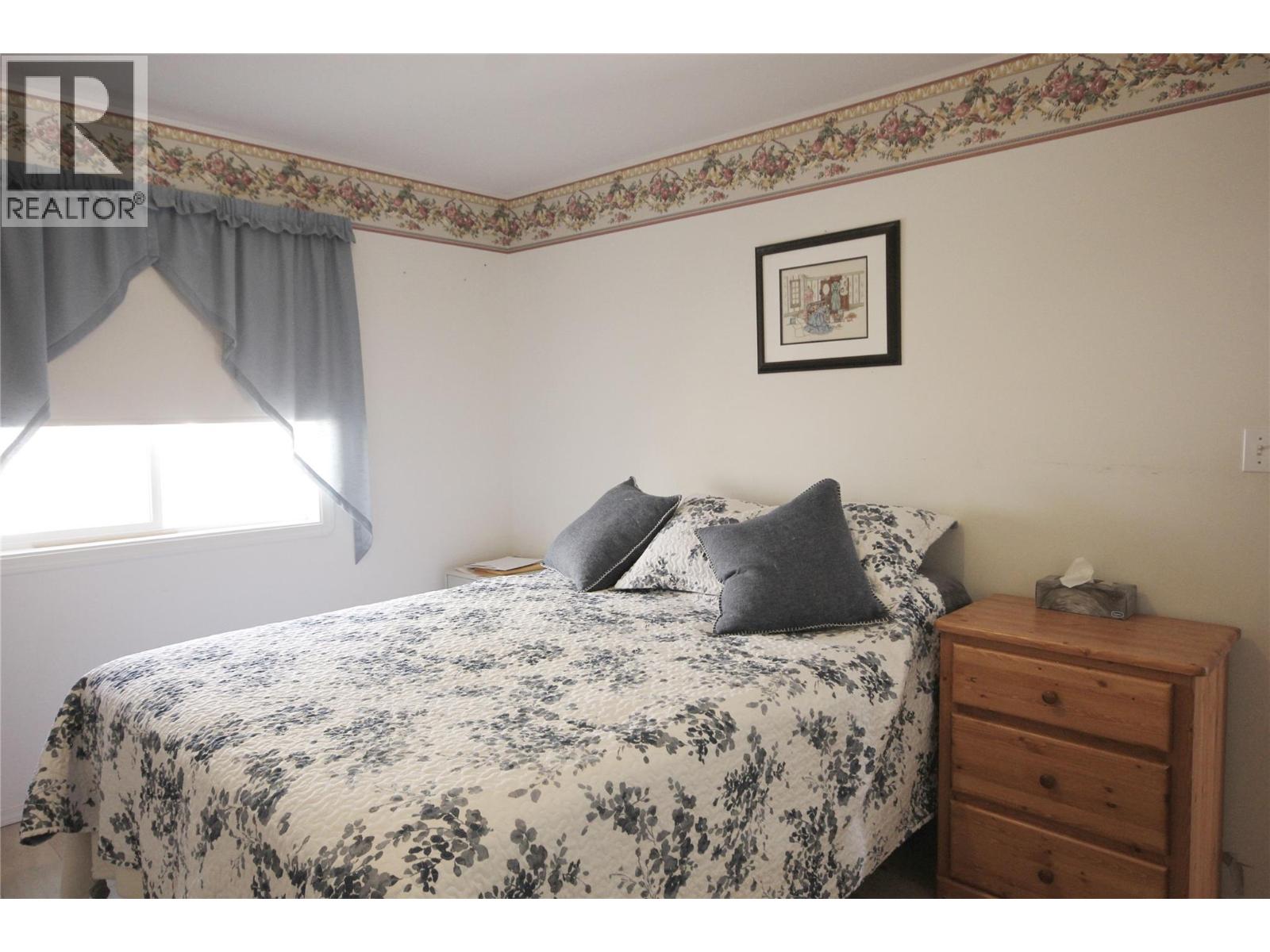 1035 Peachcliff Drive, Okanagan Falls, British Columbia  V0H 1R1 - Photo 17 - 10386676