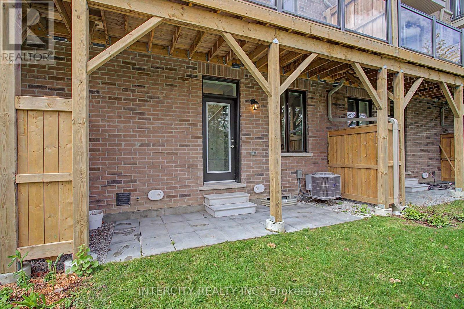 21 Folcroft Street, Brampton, Ontario  L6Y 0B6 - Photo 38 - W13102456