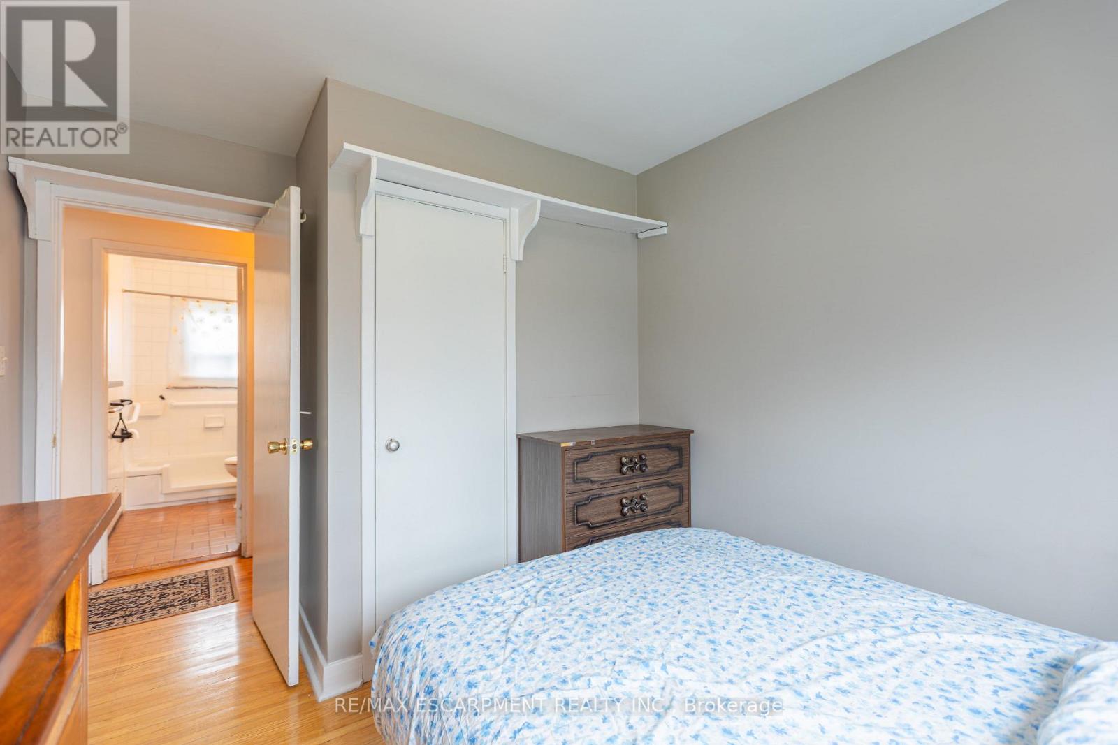 1 Snaresbrook Drive, Toronto, Ontario  M9W 2N5 - Photo 15 - W13102462