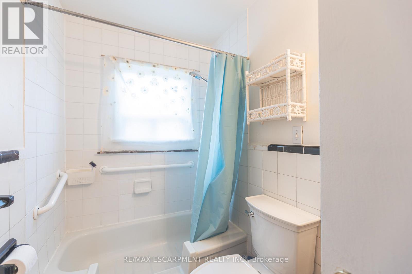 1 Snaresbrook Drive, Toronto, Ontario  M9W 2N5 - Photo 22 - W13102462