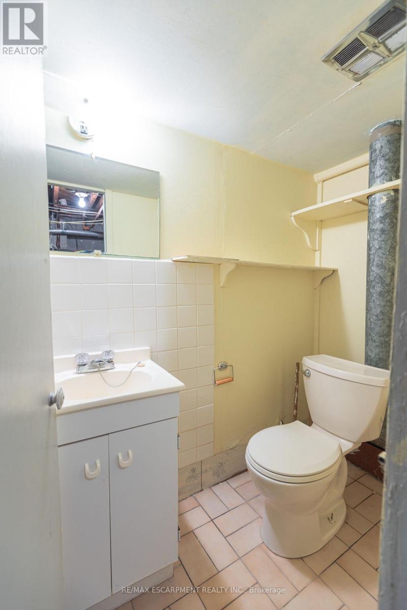 1 Snaresbrook Drive, Toronto, Ontario  M9W 2N5 - Photo 34 - W13102462