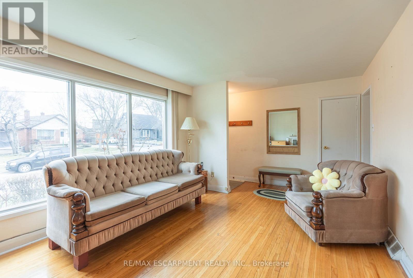 1 Snaresbrook Drive, Toronto, Ontario  M9W 2N5 - Photo 7 - W13102462