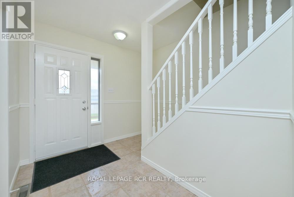 80 Karen Court, Orangeville, Ontario  L9W 3S3 - Photo 4 - W13102482