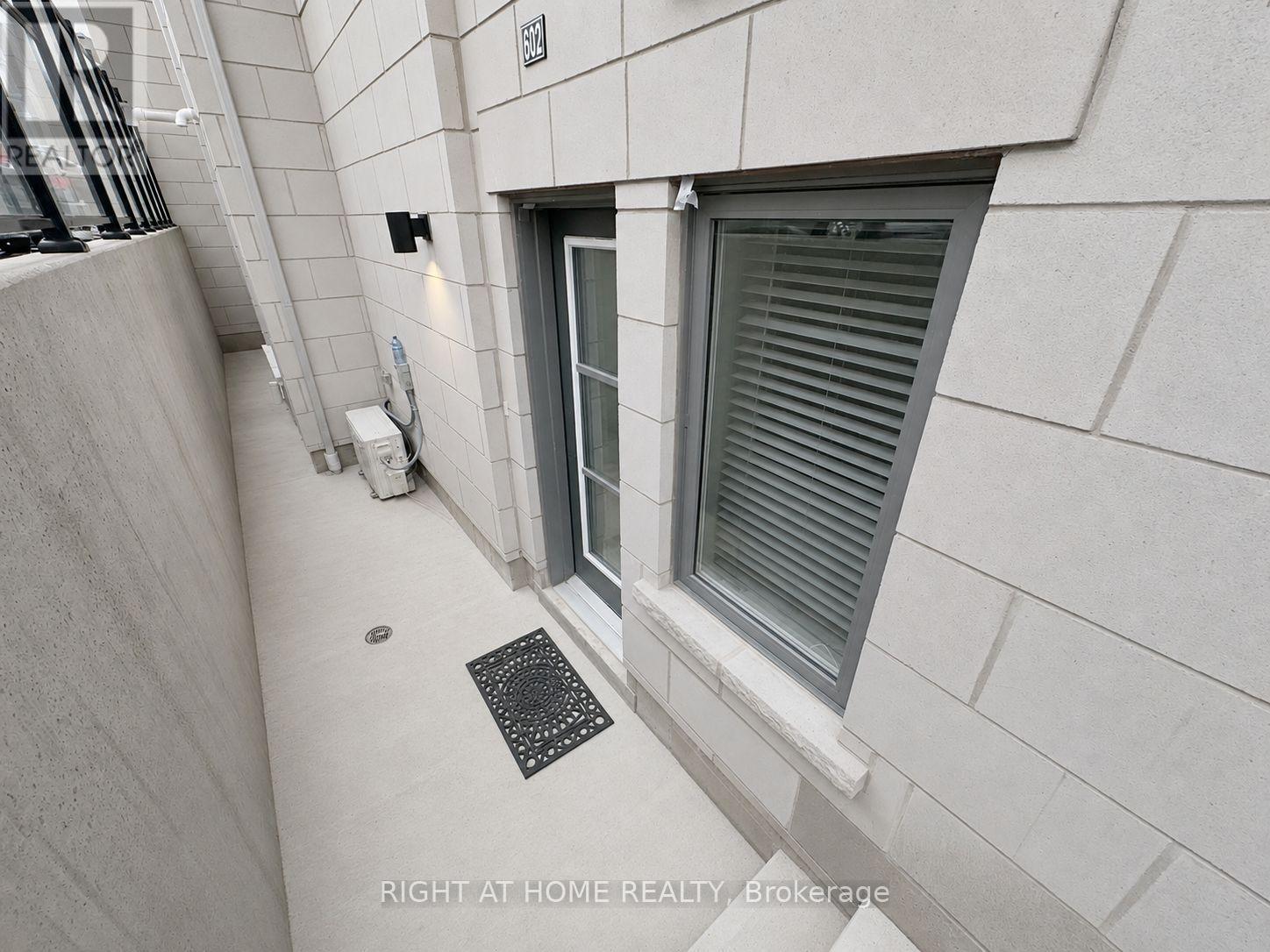 602 - 50 Halliford Place, Brampton, Ontario  L6P 4R1 - Photo 3 - W13102538