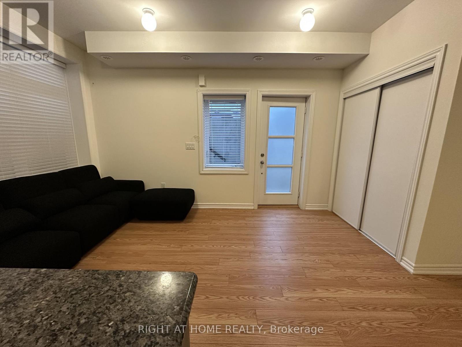 602 - 50 Halliford Place, Brampton, Ontario  L6P 4R1 - Photo 4 - W13102538