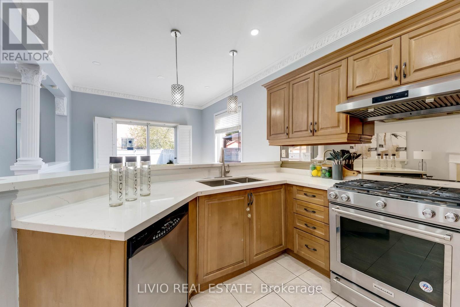 3209 Cactus Gate, Mississauga, Ontario  L5N 8M7 - Photo 12 - W13102590