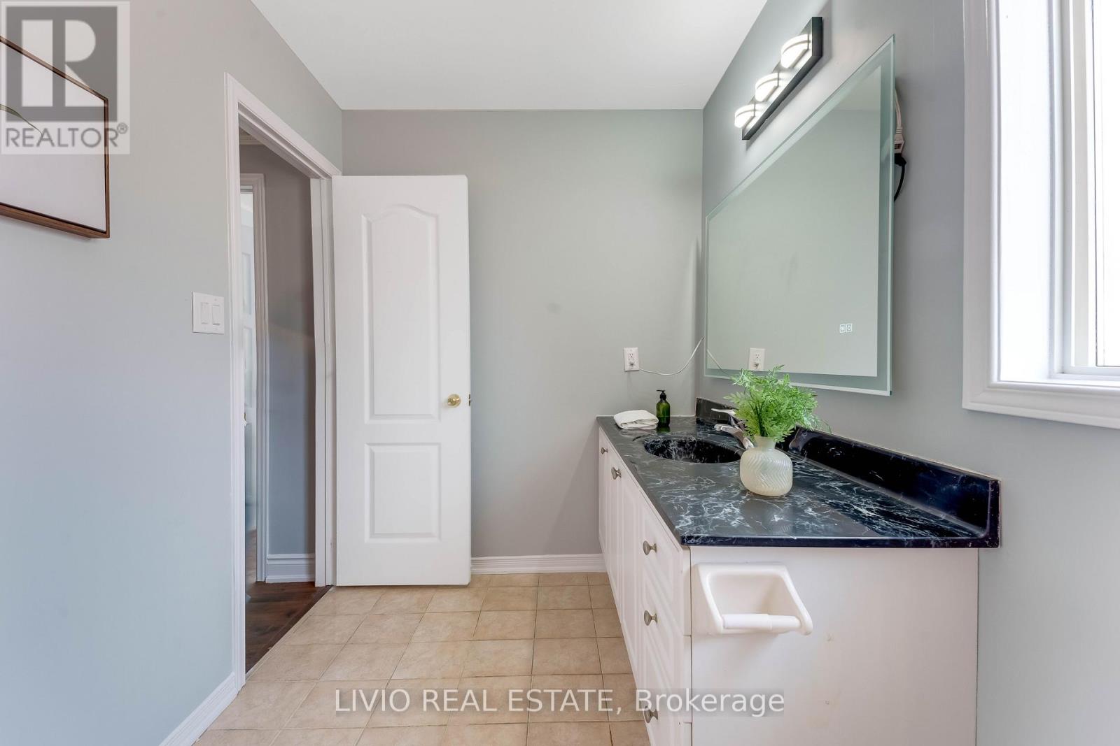 3209 Cactus Gate, Mississauga, Ontario  L5N 8M7 - Photo 36 - W13102590