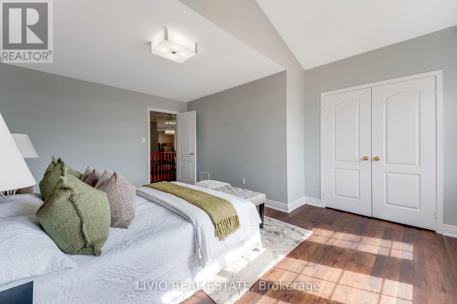 3209 Cactus Gate, Mississauga, Ontario  L5N 8M7 - Photo 37 - W13102590