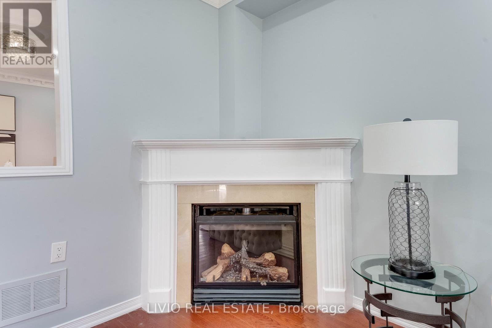 3209 Cactus Gate, Mississauga, Ontario  L5N 8M7 - Photo 9 - W13102590