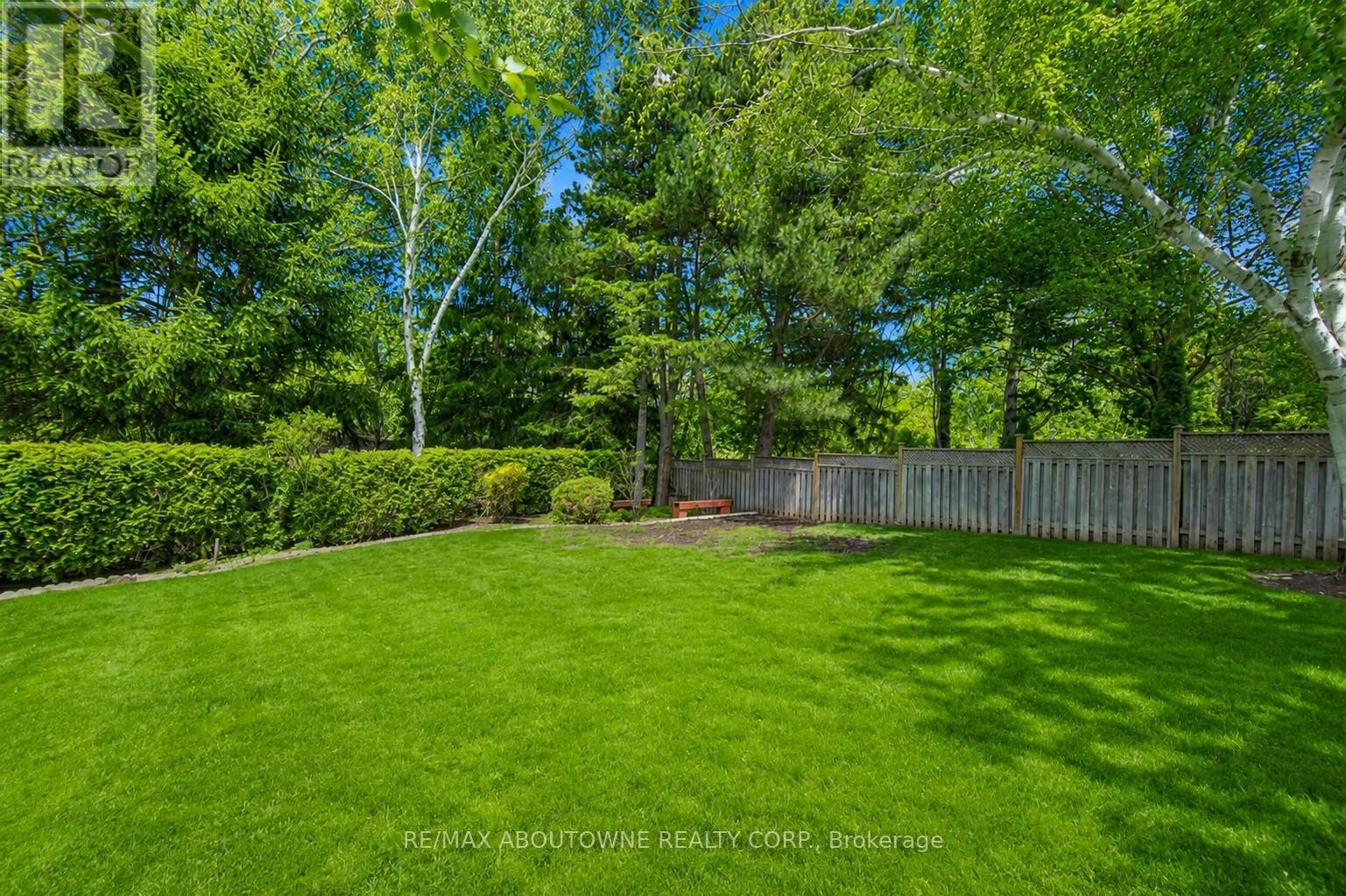 440 Parkridge Crescent, Oakville, Ontario L6M 1B2 - Photo 7 - W13102598