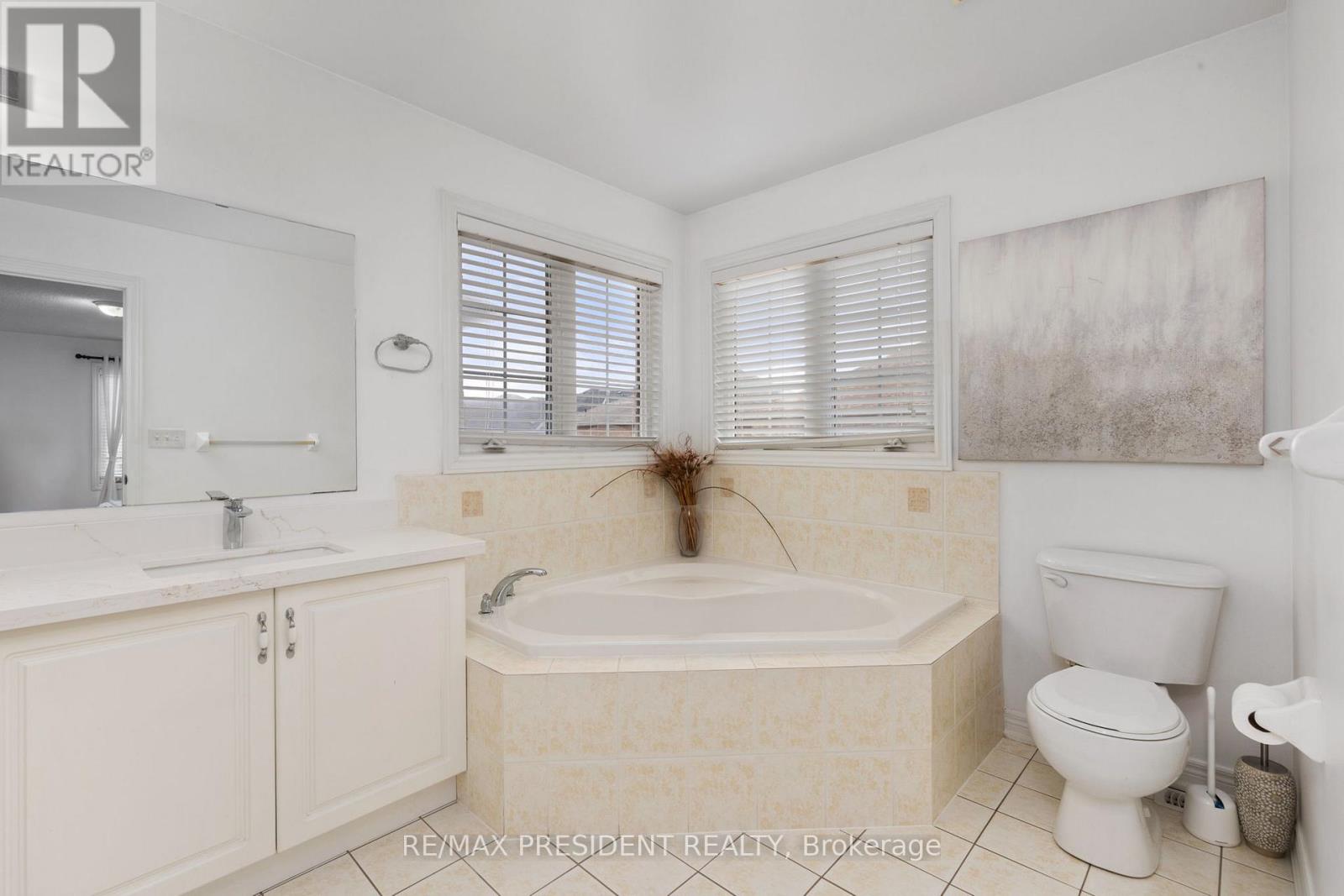 3 Kidbrook Road, Brampton, Ontario  L6P 1Z8 - Photo 22 - W13102694
