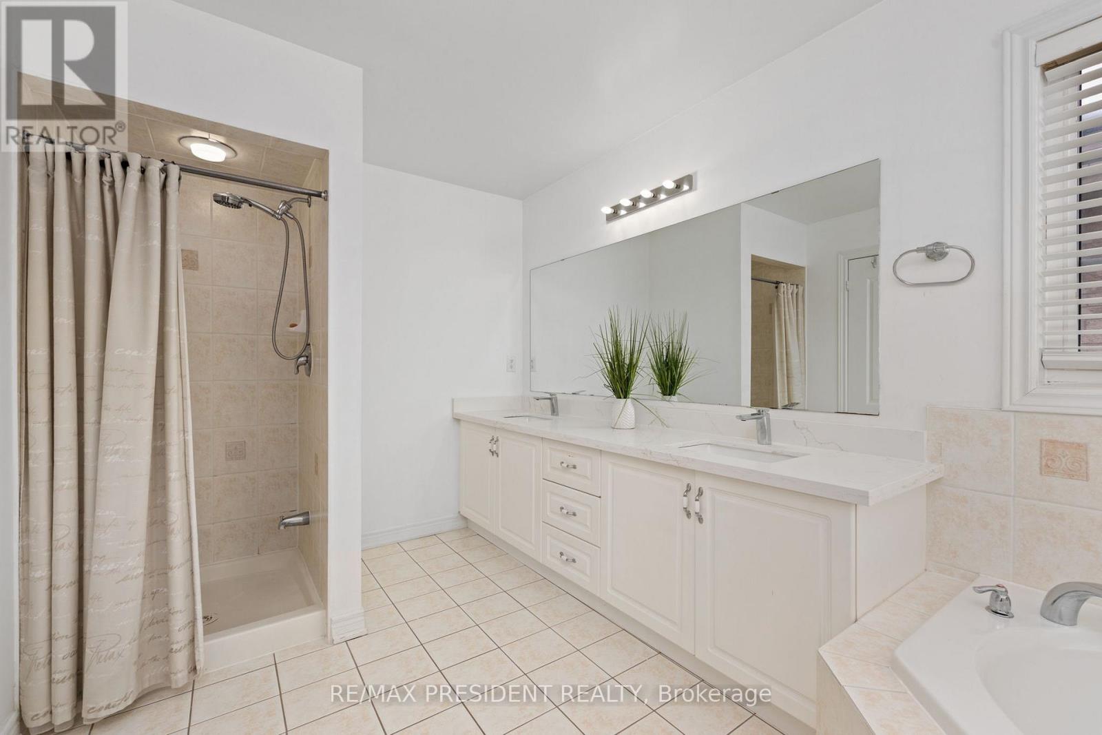 3 Kidbrook Road, Brampton, Ontario  L6P 1Z8 - Photo 23 - W13102694