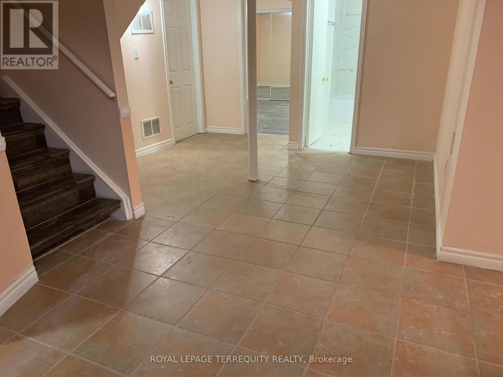 Bsmt - 12 Balmy Way, Brampton, Ontario  L6P 1L3 - Photo 3 - W13102698