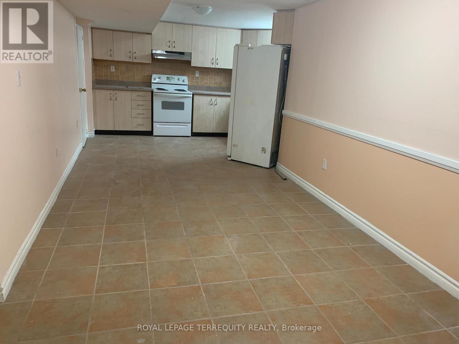 Bsmt - 12 Balmy Way, Brampton, Ontario  L6P 1L3 - Photo 4 - W13102698