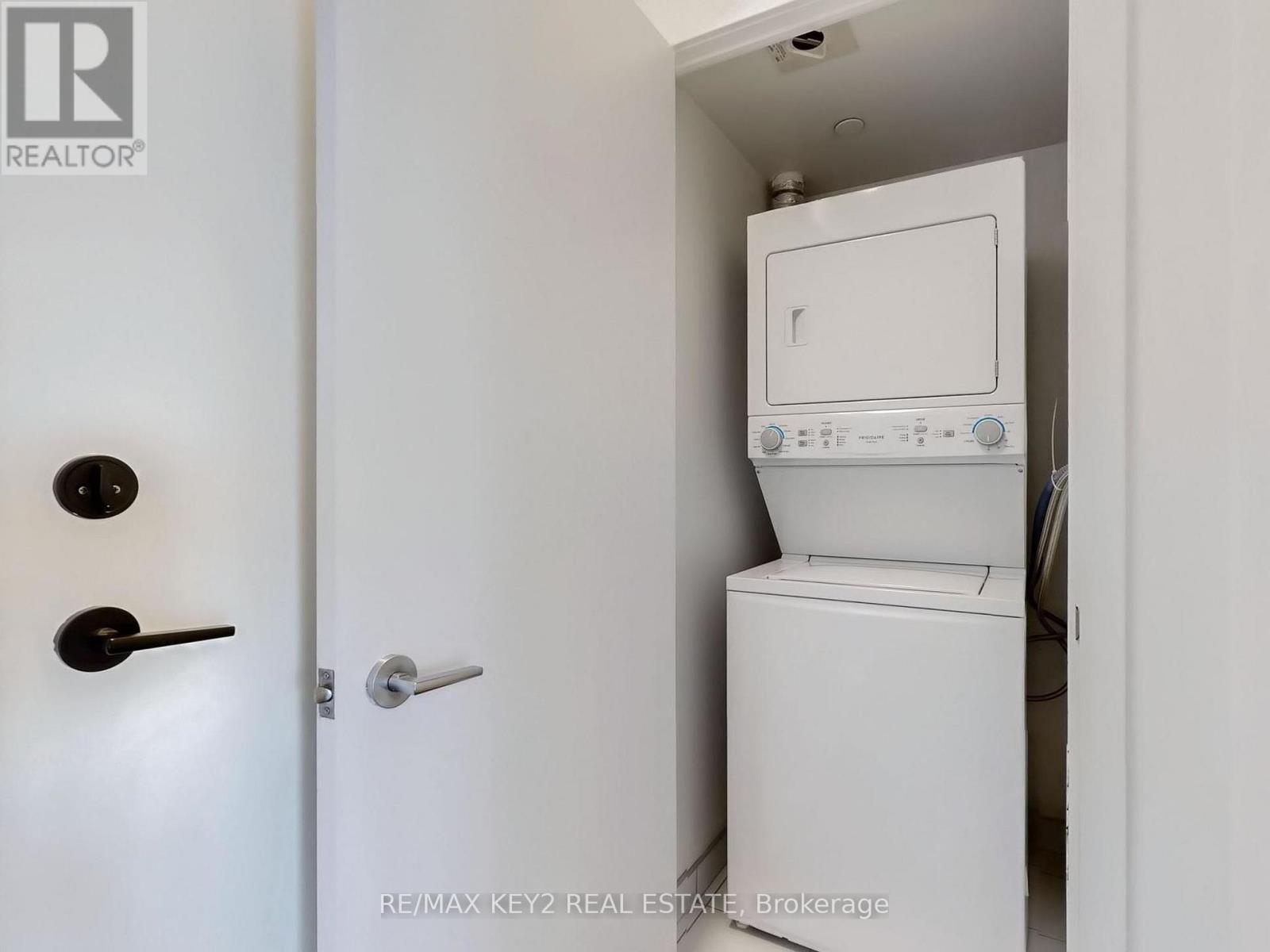 611 - 556 Marlee Avenue, Toronto, Ontario  M6B 0B1 - Photo 9 - W13102730