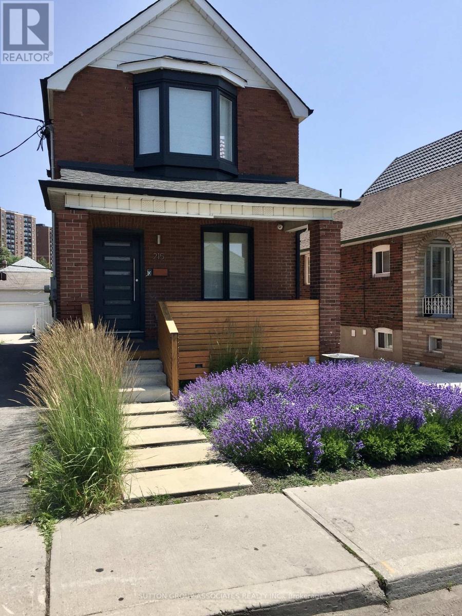 215 ENNERDALE ROAD, Toronto, Ontario