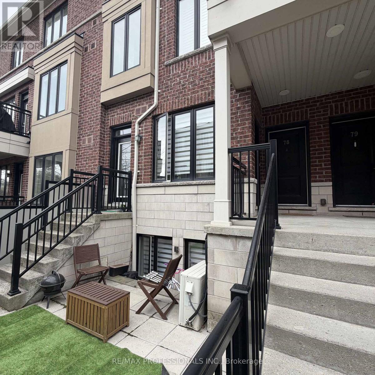 77 - 30 Carnation Avenue, Toronto, Ontario  M8V 0B8 - Photo 5 - W13102816