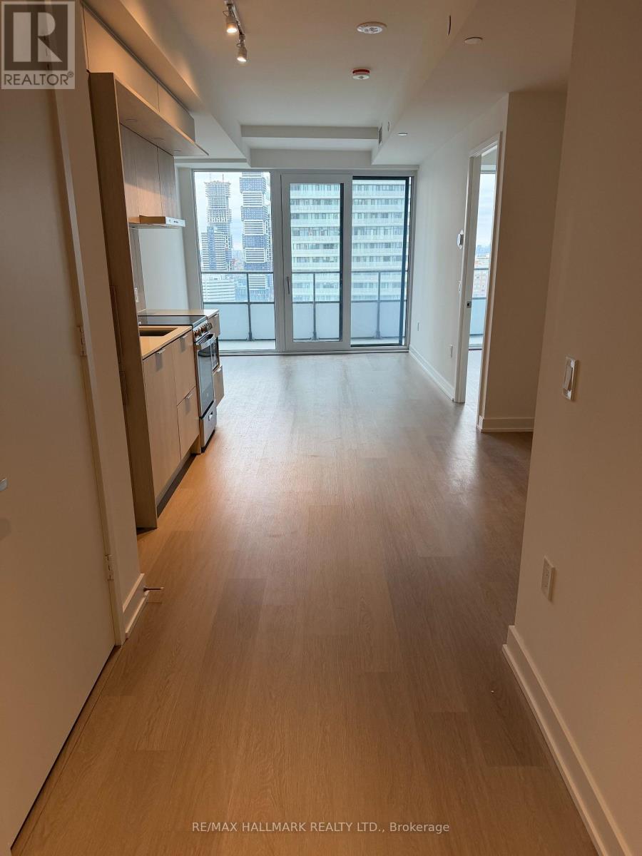 2036 - 448 Burnhampthorpe Road, Mississauga, Ontario  L5B 0R4 - Photo 2 - W13102820