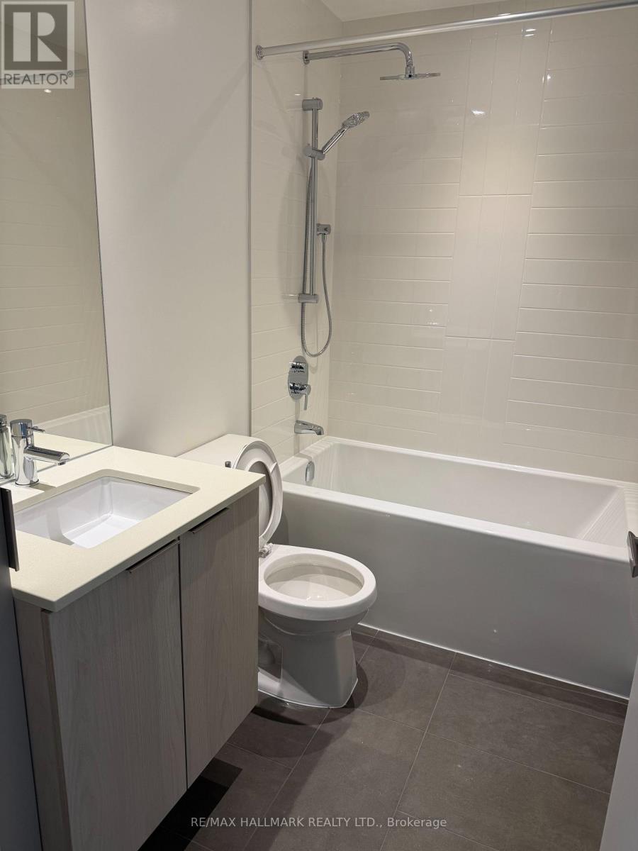 2036 - 448 Burnhampthorpe Road, Mississauga, Ontario  L5B 0R4 - Photo 6 - W13102820