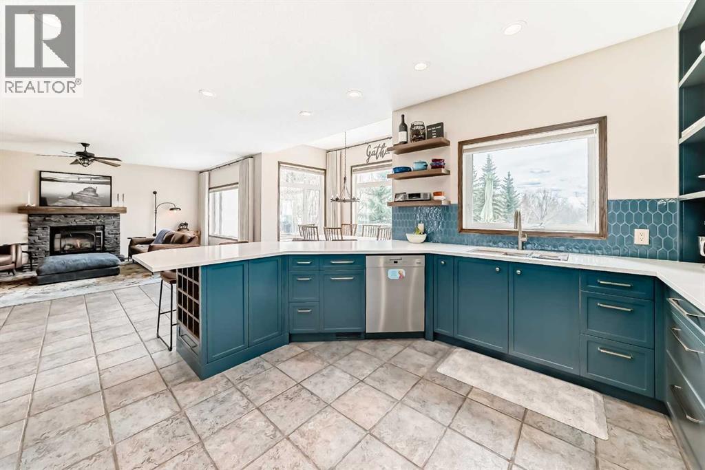 1416 Strathcona Drive Sw, Calgary, Alberta  T3H 4L1 - Photo 3 - A2308885