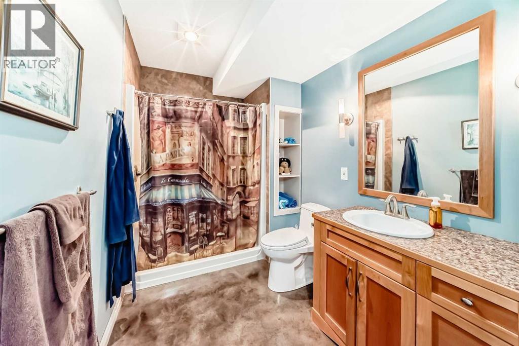 1416 Strathcona Drive Sw, Calgary, Alberta  T3H 4L1 - Photo 35 - A2308885