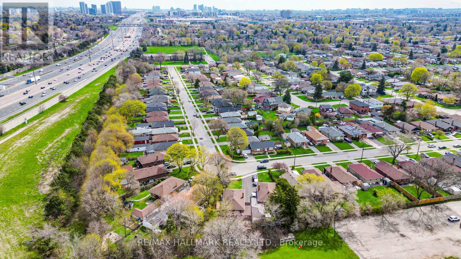 30 Shandon Drive, Toronto, Ontario  M1R 4M5 - Photo 5 - E13099448
