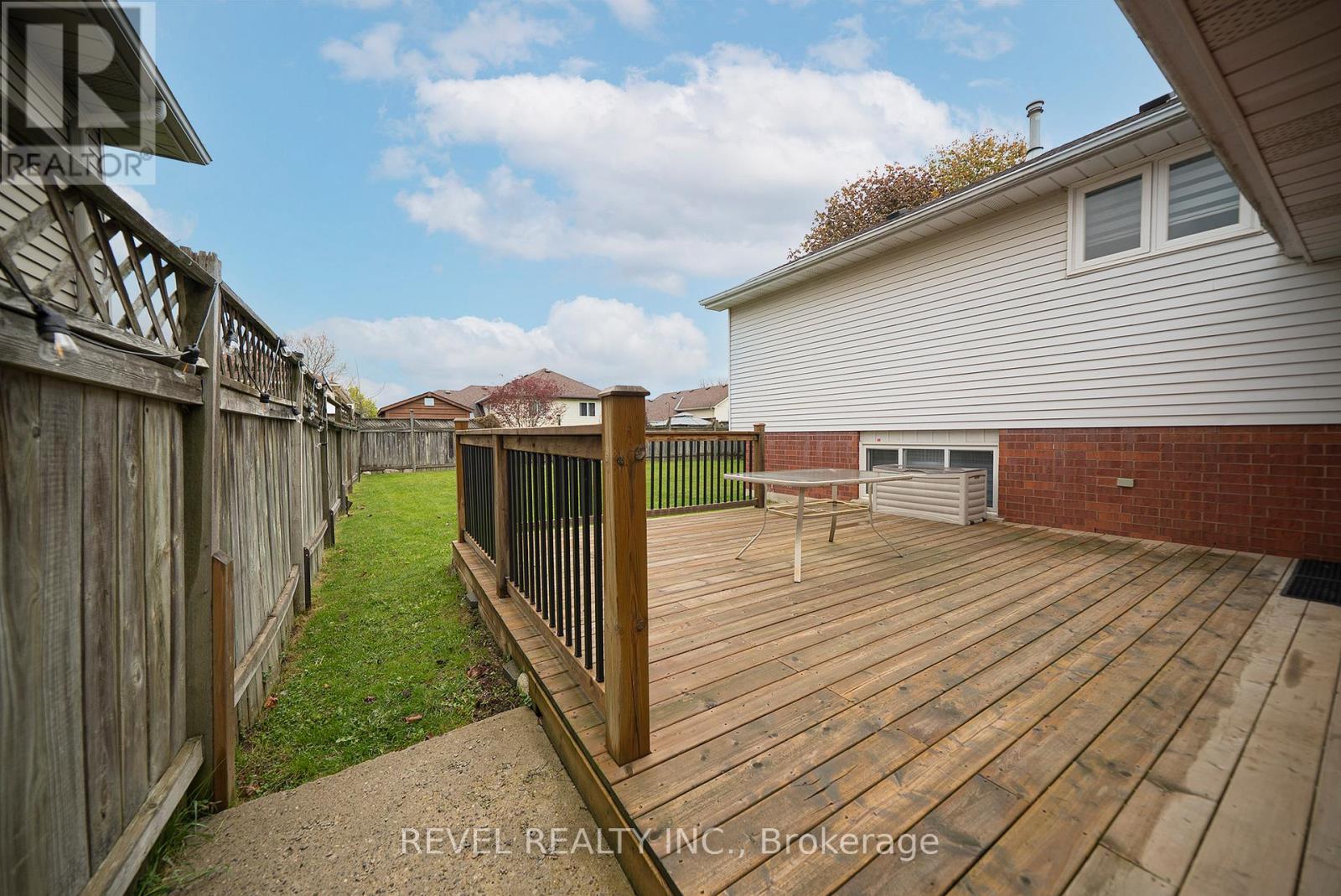 Lower - 53 Memorial Drive, Brantford, Ontario N3R 5S2 - Photo 16 - X13102560