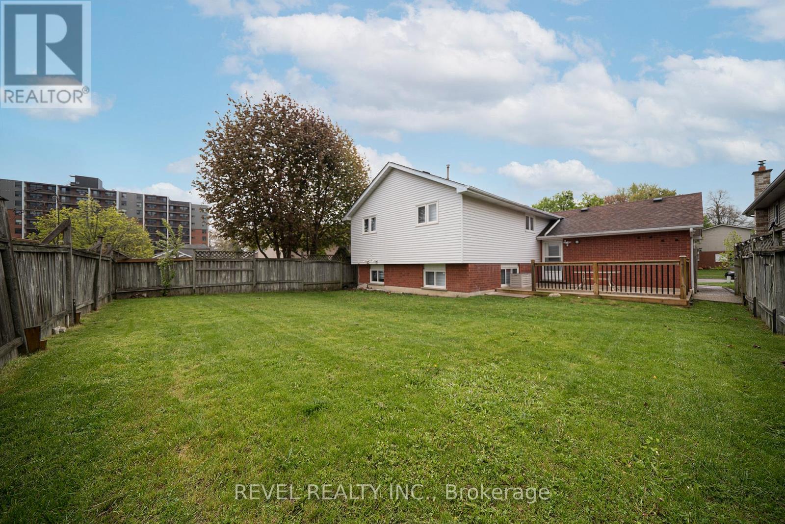 Lower - 53 Memorial Drive, Brantford, Ontario N3R 5S2 - Photo 17 - X13102560