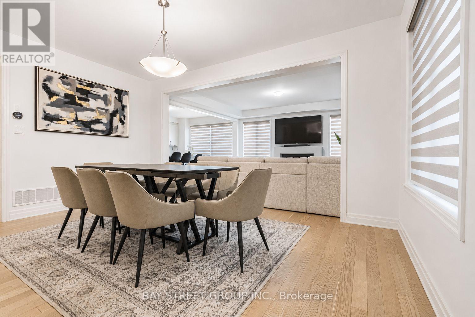 91 Milt Schmidt Street, Kitchener, Ontario  N2R 0T2 - Photo 3 - X13102764