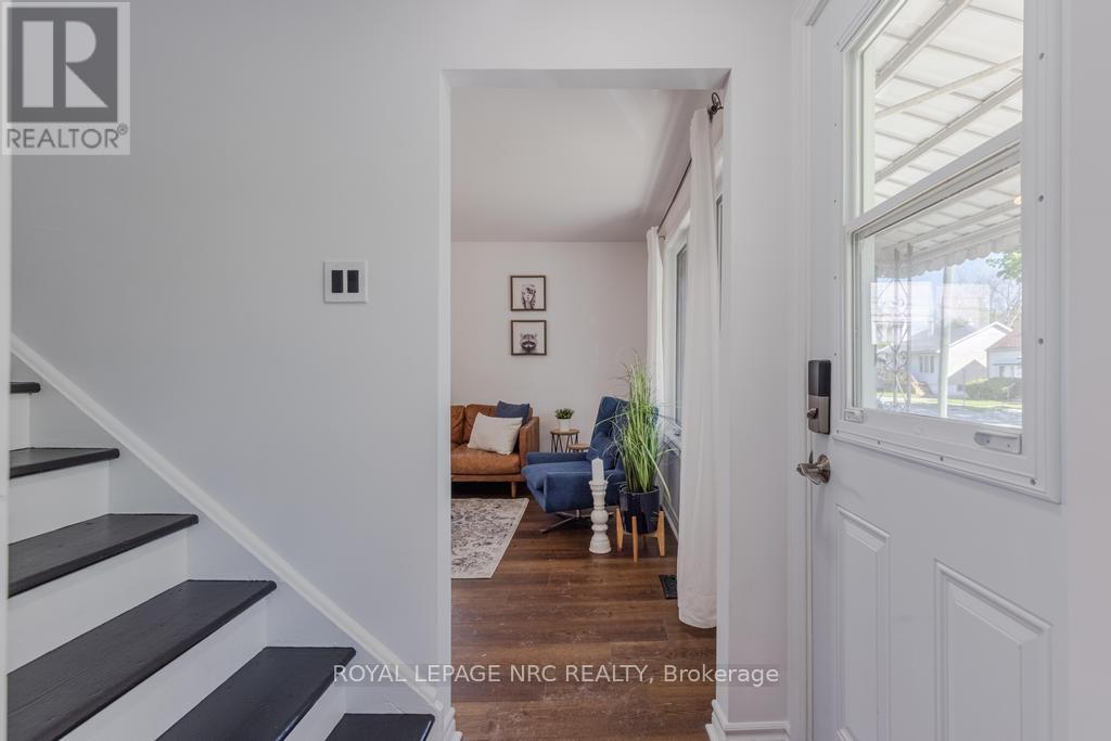 41 Plymouth Avenue, St. Catharines, Ontario  L2R 2X8 - Photo 4 - X13102818