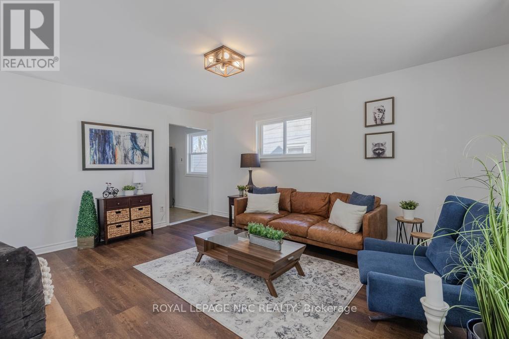 41 Plymouth Avenue, St. Catharines, Ontario  L2R 2X8 - Photo 5 - X13102818