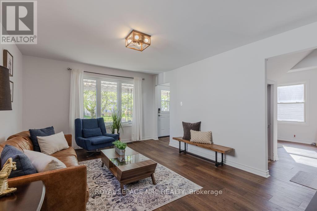 41 Plymouth Avenue, St. Catharines, Ontario  L2R 2X8 - Photo 6 - X13102818