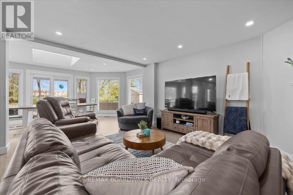 610 Falwyn Crescent, Ottawa, Ontario  K4A 2B3 - Photo 15 - X13102052