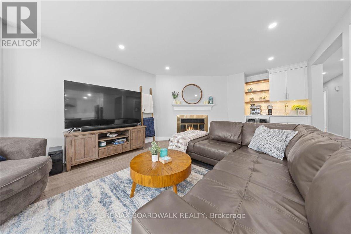 610 Falwyn Crescent, Ottawa, Ontario  K4A 2B3 - Photo 17 - X13102052