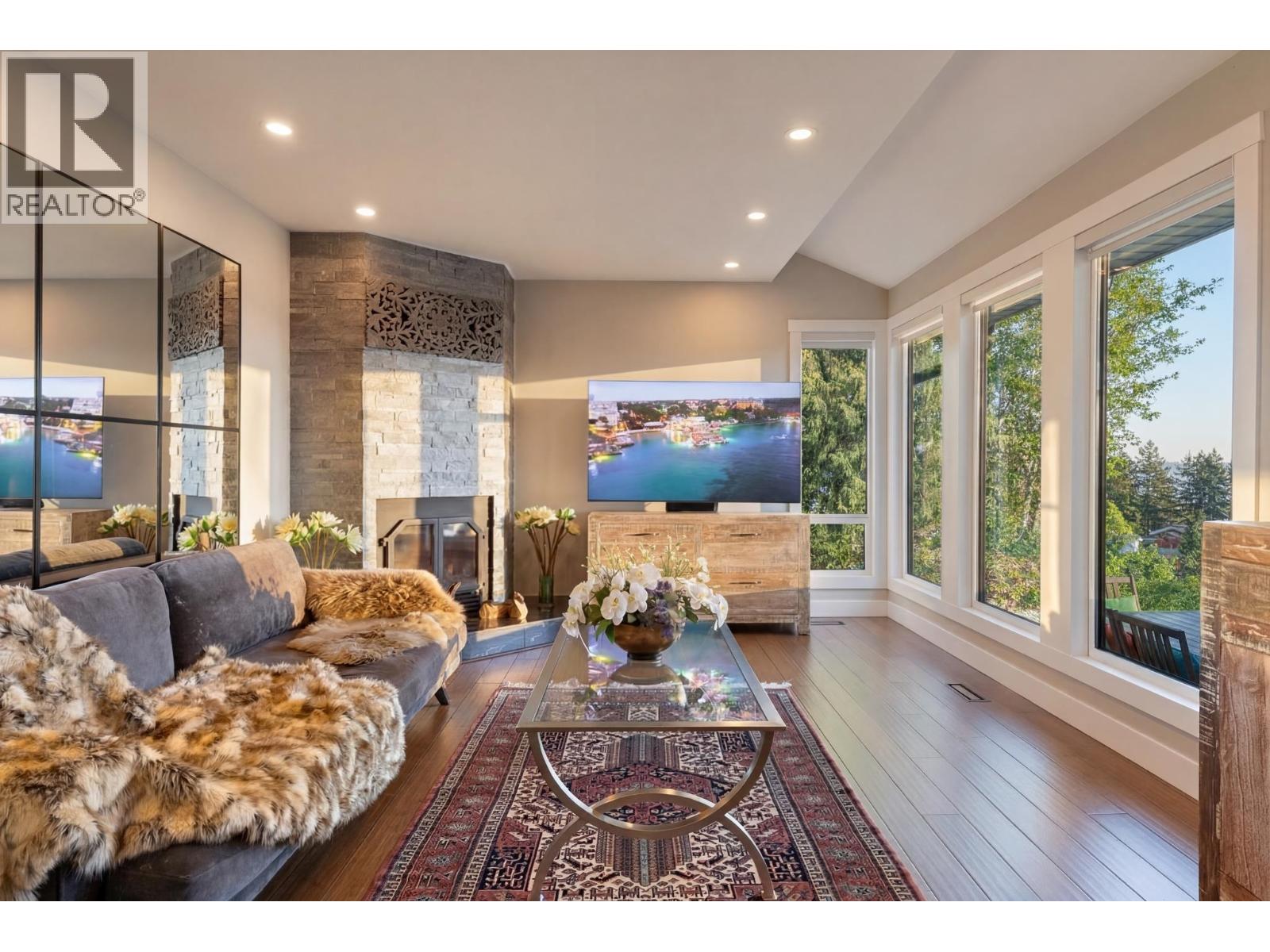 4778 Meadfeild Court, West Vancouver, British Columbia  V7W 2Y3 - Photo 14 - R3121279