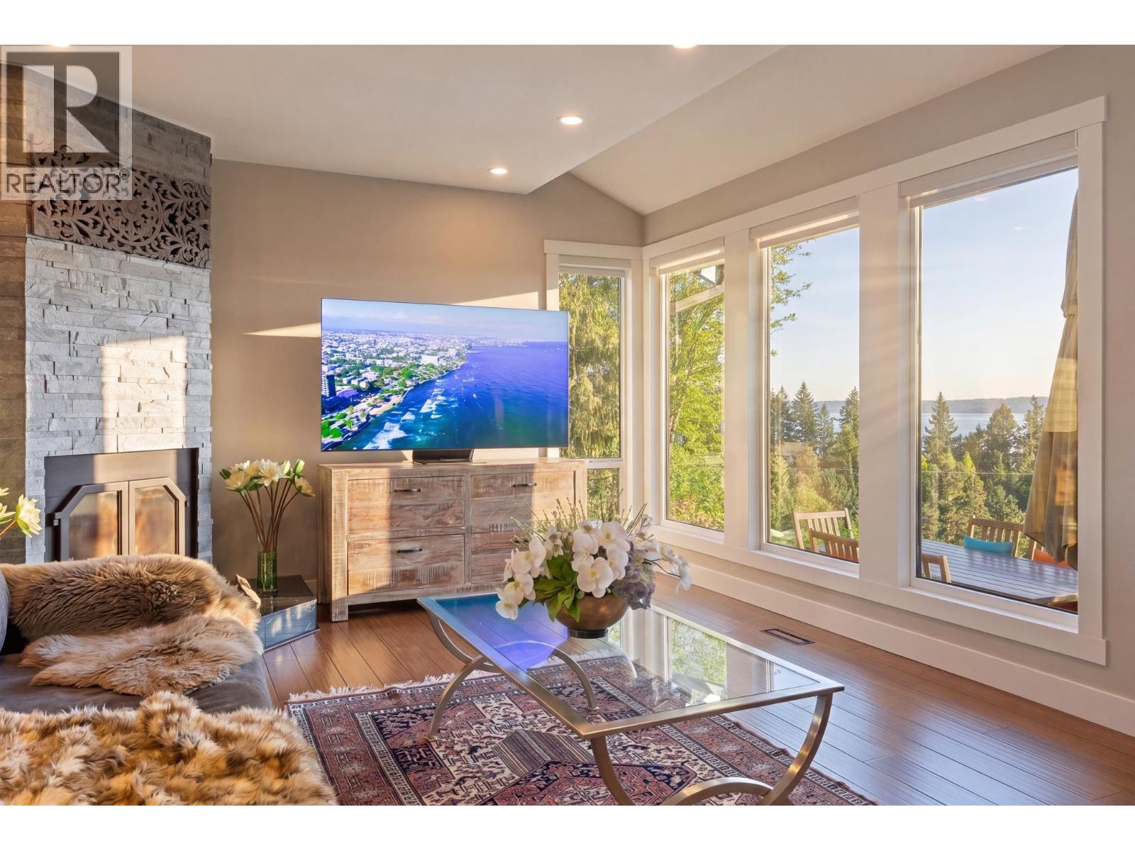 4778 Meadfeild Court, West Vancouver, British Columbia  V7W 2Y3 - Photo 15 - R3121279